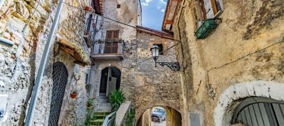 Casa de 5 habitaciónes en Cantalice, Italy No. 115307 17