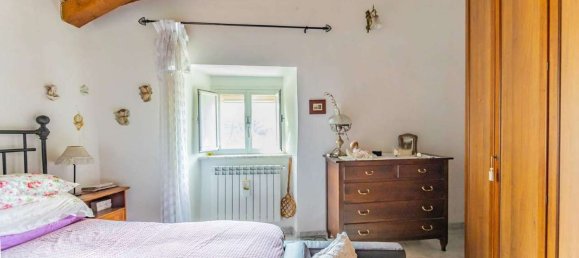 Casa de 5 habitaciónes en Cantalice, Italy No. 115307 26