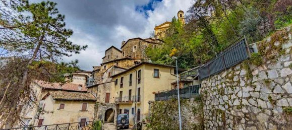 Casa de 5 habitaciónes en Cantalice, Italy No. 115307 6