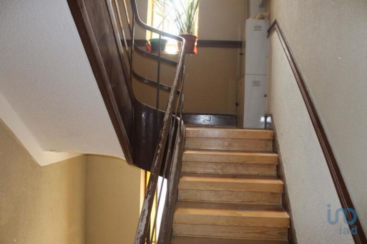 Studio in Lisbon, Portugal No. 5036