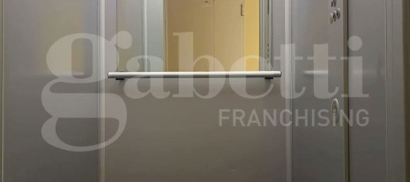 مرآب في Milan, Italy 15متر مربع رقم 282227 13