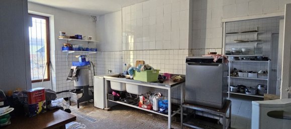 5 bedrooms House in Fismes, France No. 79548 6