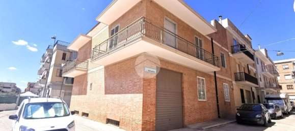 4-Zimmer Haus in Lucera, Italy, Nr. 281639 40