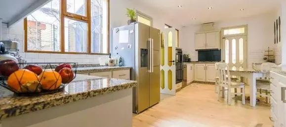 8 bedrooms House in Funchal, Portugal No. 105533 12