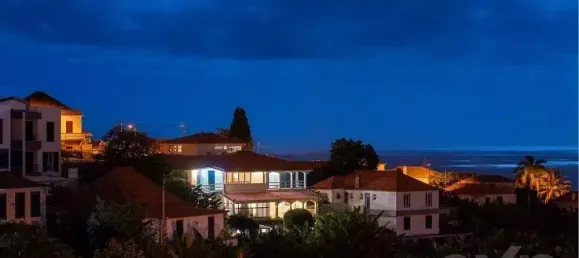 8 bedrooms House in Funchal, Portugal No. 105533 5