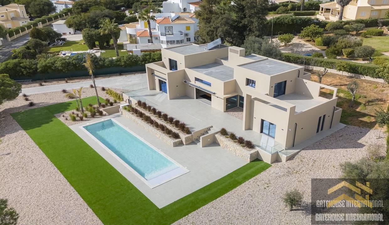 4 bedrooms Villa in Lagoa, Portugal No. 246742