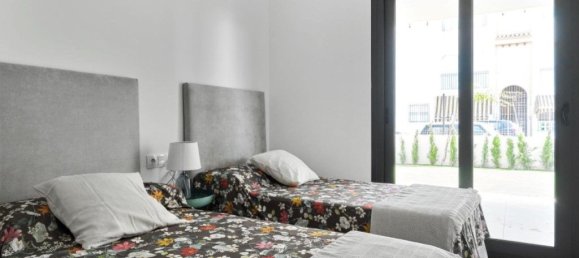 3 bedrooms House in Torrevieja, Spain No. 89797 56