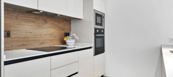 3 bedrooms House in Torrevieja, Spain No. 89797 33