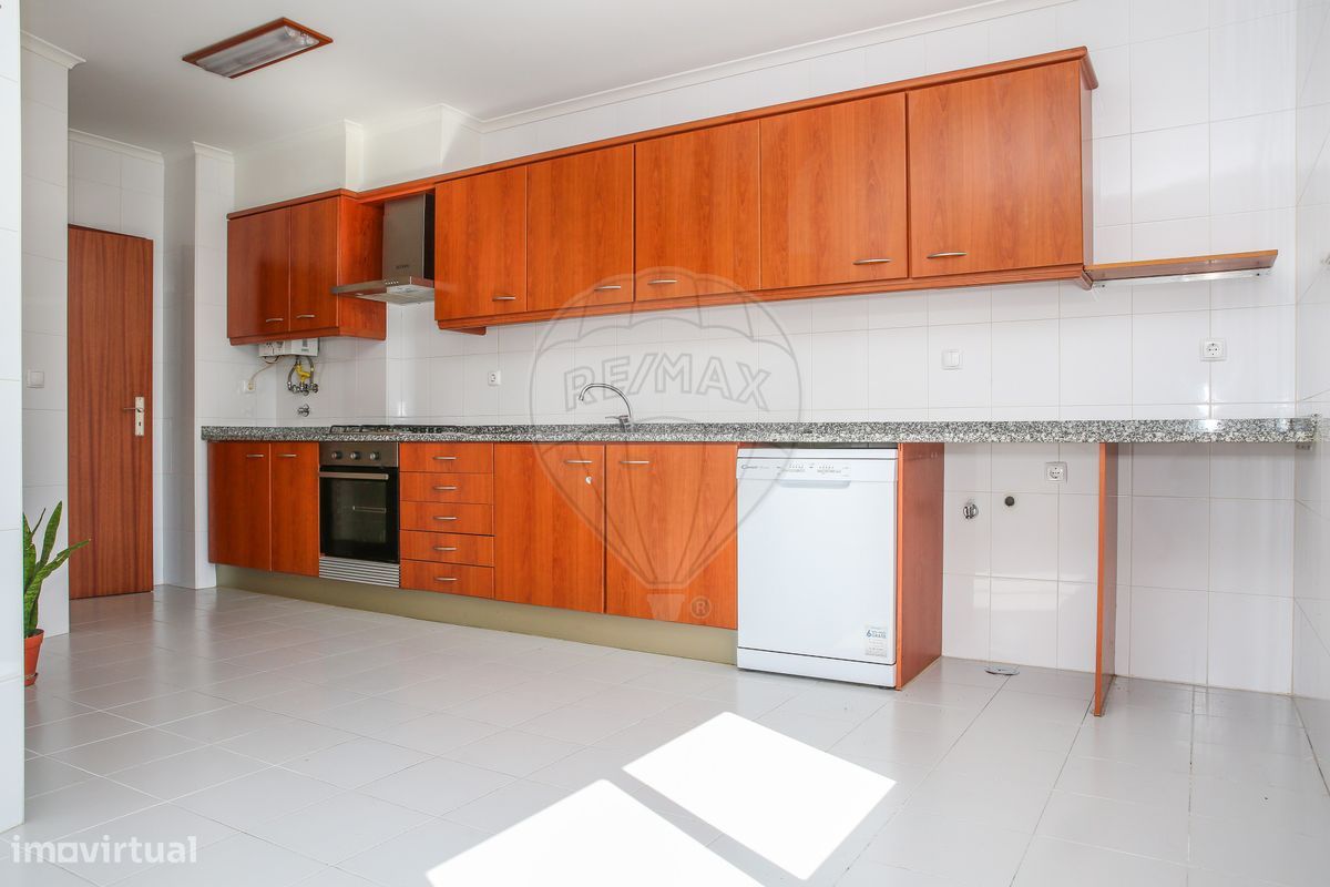 2 bedrooms Apartment in Alenquer, Portugal No. 219889