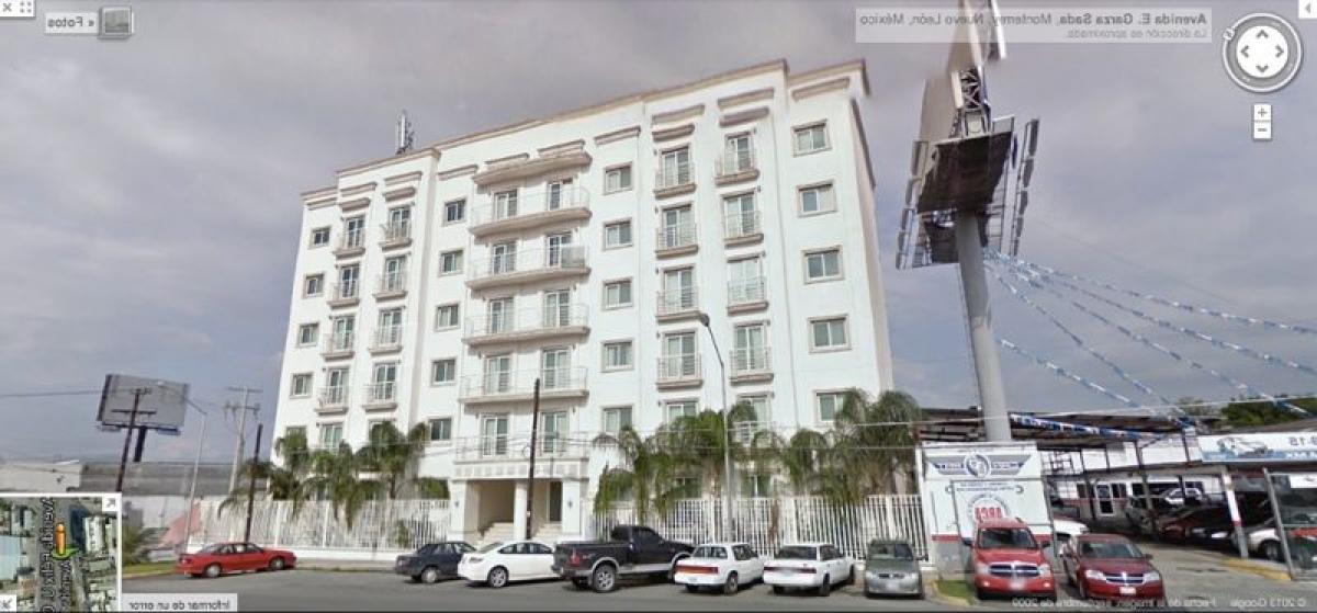 1121m² Building in Nuevo Leon, Mexico No. 202021