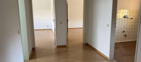 Здание с 25 комнатами в Дюрен, Германия № 283365 3