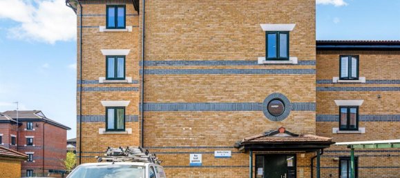 Apartamento de 2 dormitorios en London, United Kingdom No. 9883 9