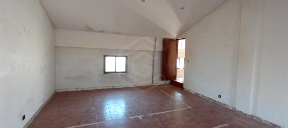 3 bedrooms House in Lisbon, Portugal No. 57231 12