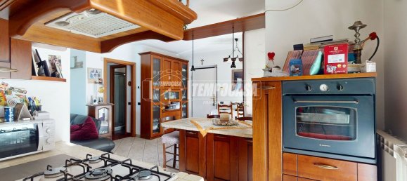 3-Zimmer Wohnung in Lentate sul Seveso, Italy, Nr. 277822 4