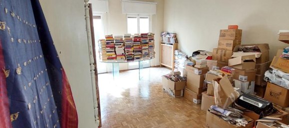 5 rooms Apartment in Grosseto, Italy No. 43469 6