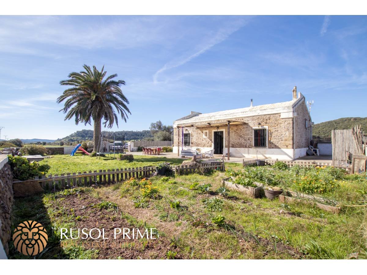 3 bedrooms Finca in Mahon, Spain No. 5236