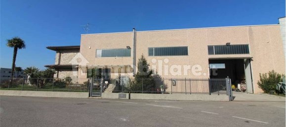 2 bedrooms Villa in Pontirolo Nuovo, Italy No. 52419 39