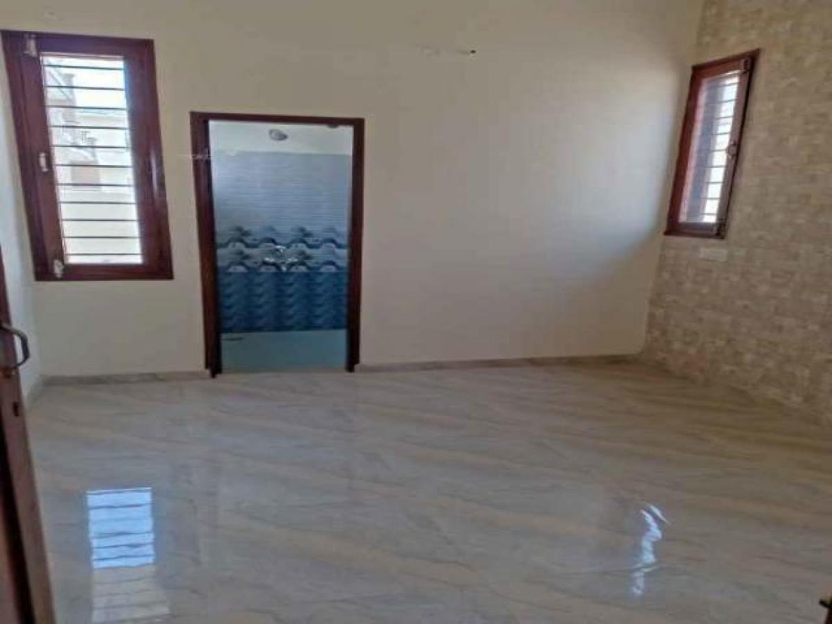 3 bedrooms House in Mohali, India No. 22796