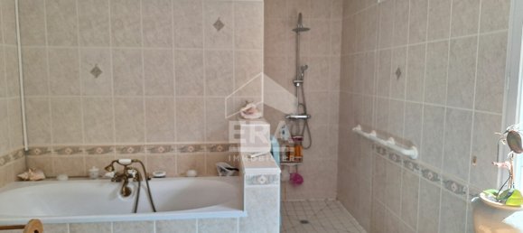 4 bedrooms House in Charente, France No. 277496 11