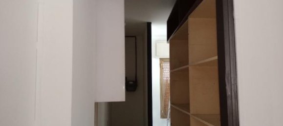 2 rooms Office in Modena, Italy No. 253546 3