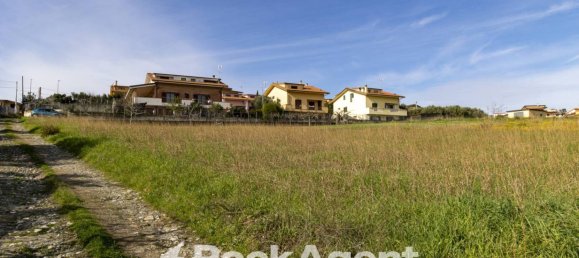 2180m² Land in Catanzaro, Italy No. 302166 8