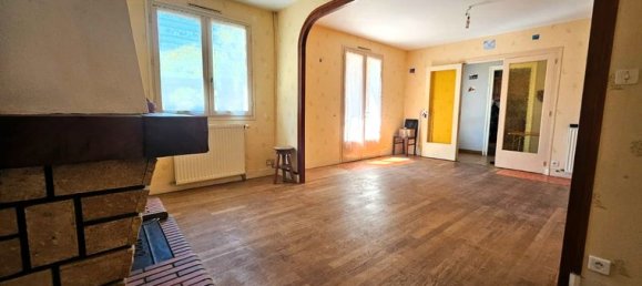 Casa T3 em Saint-Yrieix-la-Perche, France N.º 301930 6