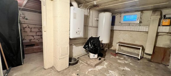 3 bedrooms House in Soissons, France No. 55478 12