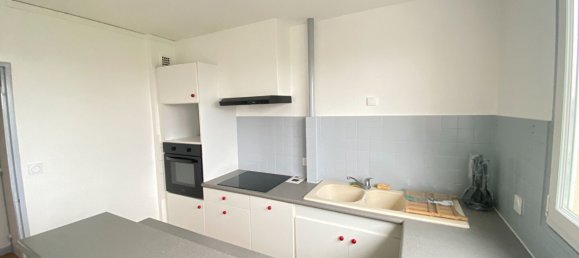 3 غرف نوم شقة في Chateauroux, France رقم 272510 3