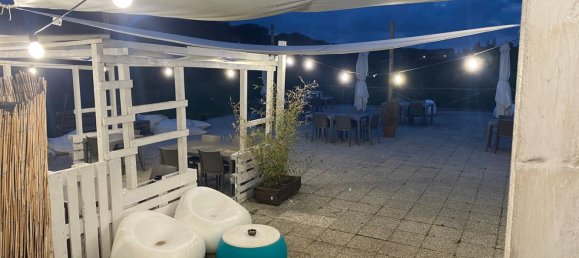 Gewerbliche Immobilie in Rome, Italy 250m², Nr. 256384 12