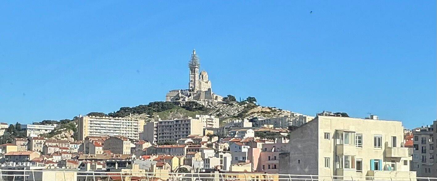 2غرفة شقة في Marseille, France رقم 325793