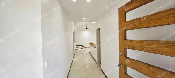 8 bedrooms House in Port-Vila, Vanuatu No. 20 7