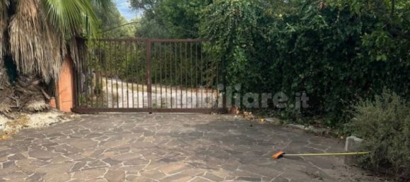 2 Schlafzimmer Villa in Velletri, Italy, Nr. 304044 15