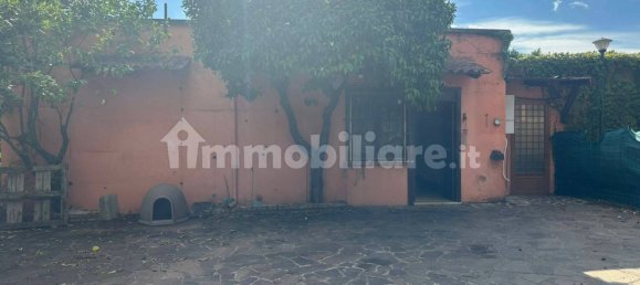2 Schlafzimmer Villa in Velletri, Italy, Nr. 304044 2