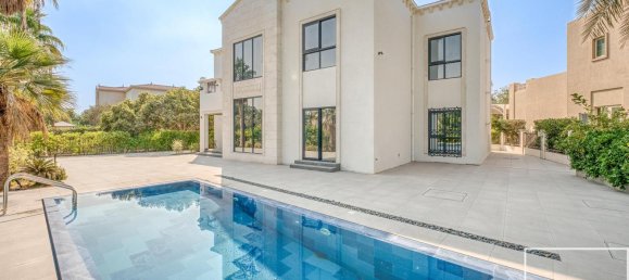 Villa de 4 dormitorios en Jumeirah Islands, UAE No. 112452 2