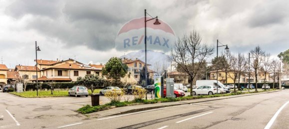 2 bedrooms Apartment in Tradate, Italy No. 65618 2