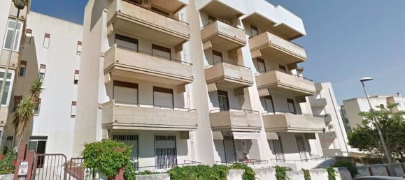 6 rooms Apartment in Marsala, Italy No. 214027 15