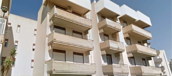 6 rooms Apartment in Marsala, Italy No. 214027 24