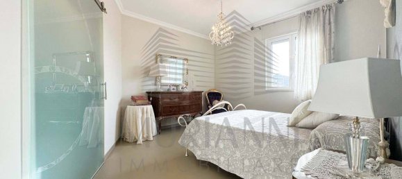 Квартира с 2 спальнями в Санникандро ди Бари, Италия № 262825 11