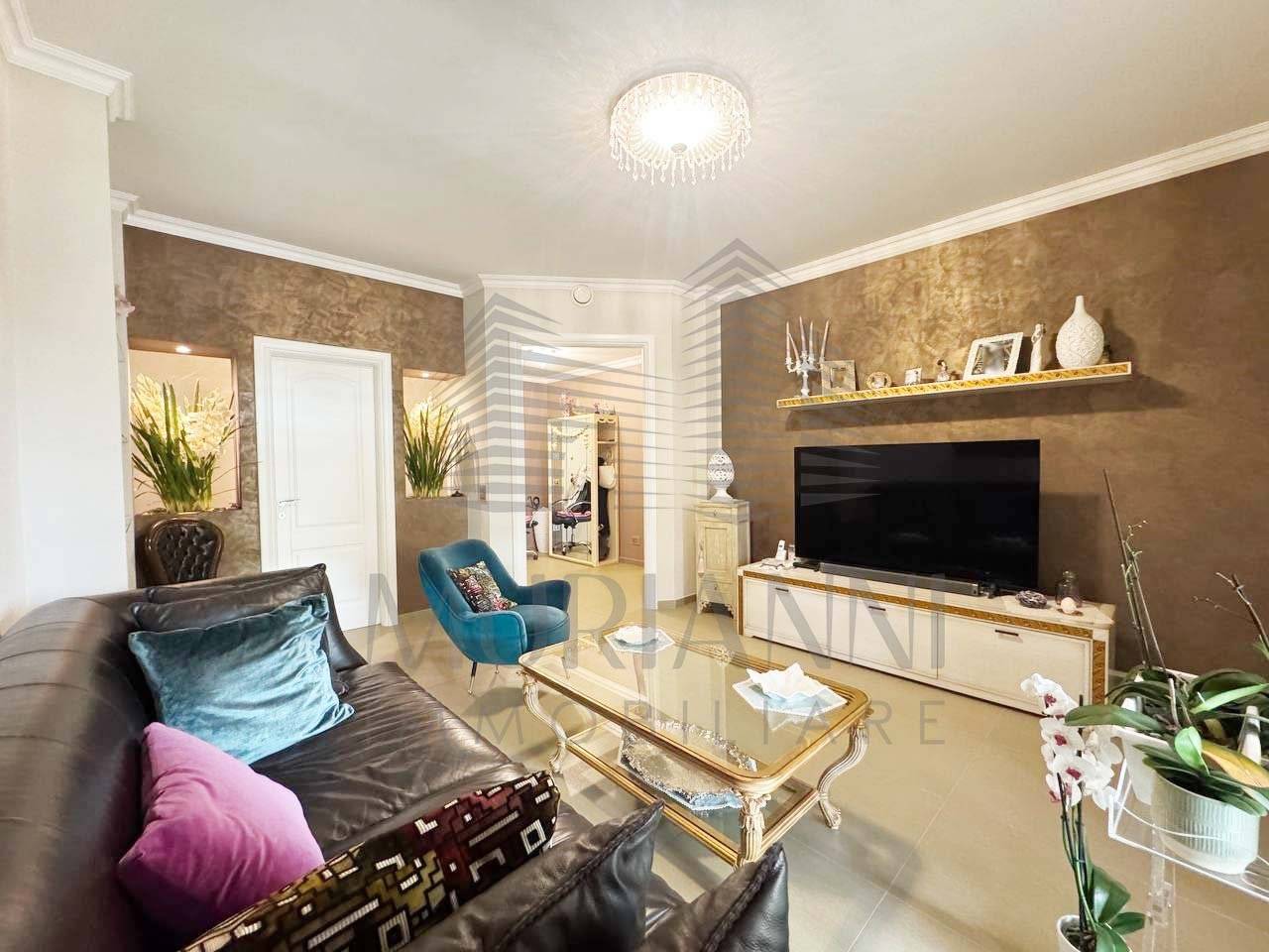 Квартира с 2 спальнями в Санникандро ди Бари, Италия № 262825