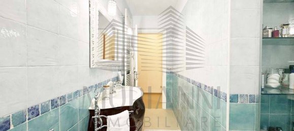 Квартира с 2 спальнями в Санникандро ди Бари, Италия № 262825 18