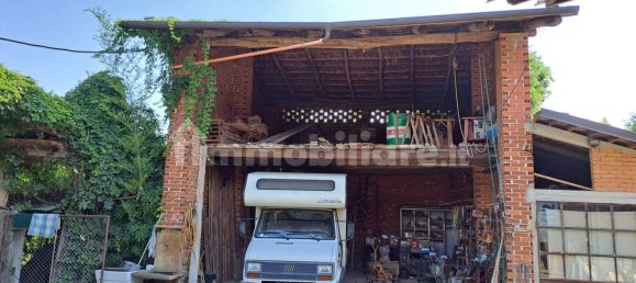 2 bedrooms House in Bagnolo Piemonte, Italy No. 148867 2