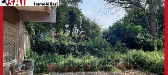 5 bedrooms Apartment in Rome, Italy No. 330823 7