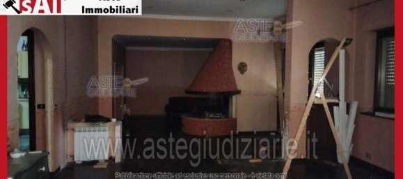 5 bedrooms Apartment in Rome, Italy No. 330823 22