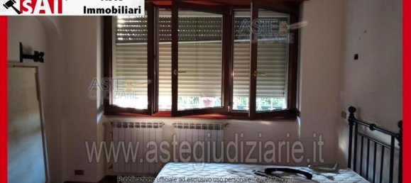 5 bedrooms Apartment in Rome, Italy No. 330823 23