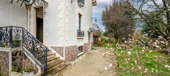 3 bedrooms Villa in Bourg-la-Reine, France No. 348862 9