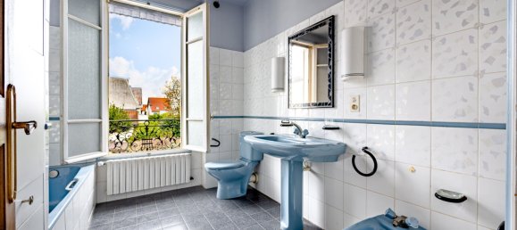 3 bedrooms Villa in Bourg-la-Reine, France No. 348862 11