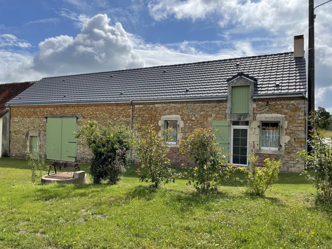 2 bedrooms House in Bouesse, France No. 90846