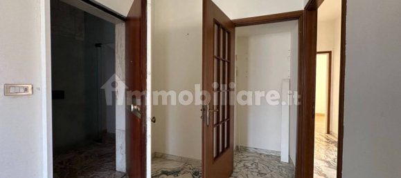 3 bedrooms Apartment in Turin, Italy No. 220684 11