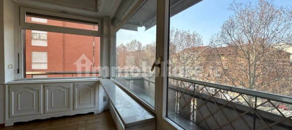 3 bedrooms Apartment in Turin, Italy No. 220684 23
