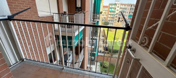 3 bedrooms Apartment in Turin, Italy No. 220684 74